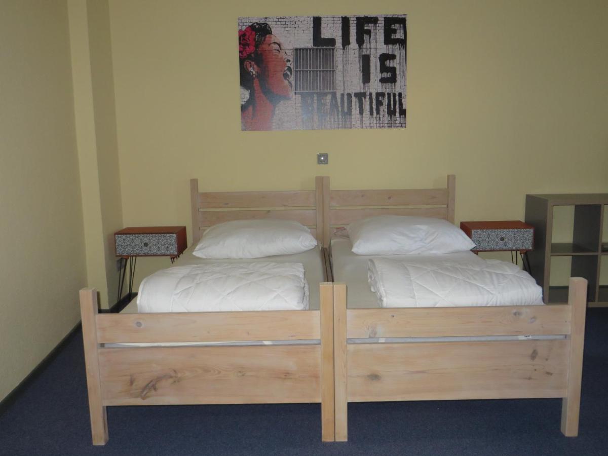 Herberge 28 Ferienwohnung Fuer Bis Zu 6 Personen Saalfeld Saale Ngoại thất bức ảnh